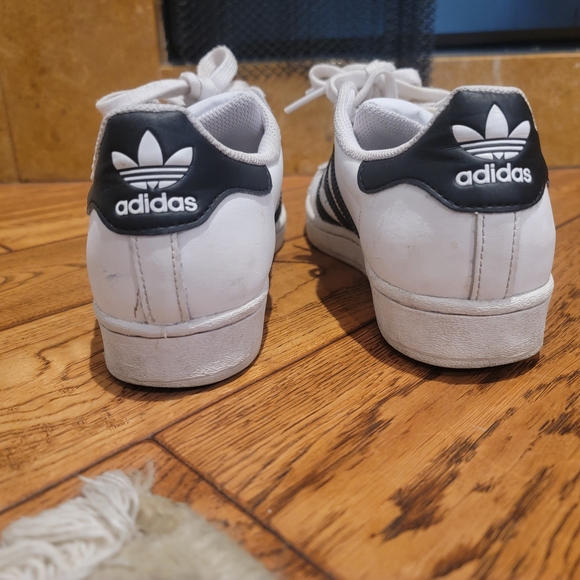 Adidas White and Black Sneakers - Picture 4 of 8
